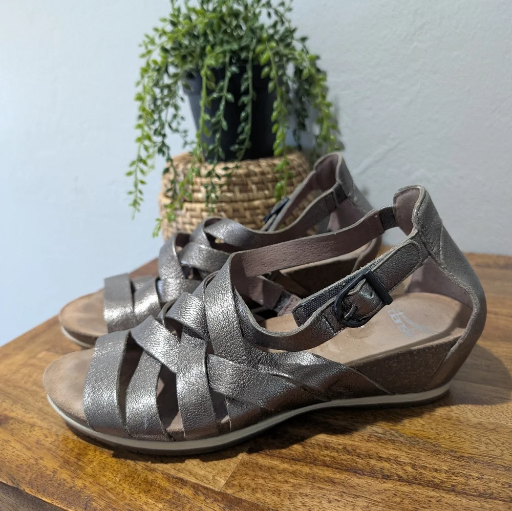 Dansko Vivian Gladiator Sandals (Size‎ 38)